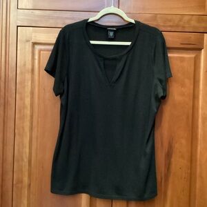 Torrid Black V-Neck Short Sleeve T-Shirt